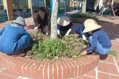 Trường mầm non Yên Hưng hưởng ứng phong trào” toàn dân chung tay bảo vệ môi trường  vì một Việt Nam  xanh – sạch – đẹp”                                                                                                               Trường mầm non Yên Hưng hưởng ứng phong trào” toàn dân chung tay bảo vệ môi trường  vì một Việt Nam  xanh – sạch – đẹp”
